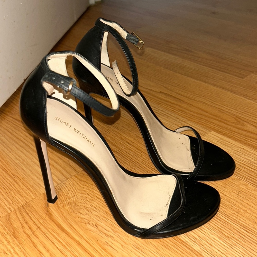 Stuart Weitzman nudist heels in soft black leather